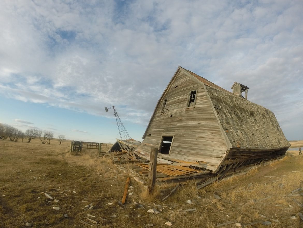 abandoned barn